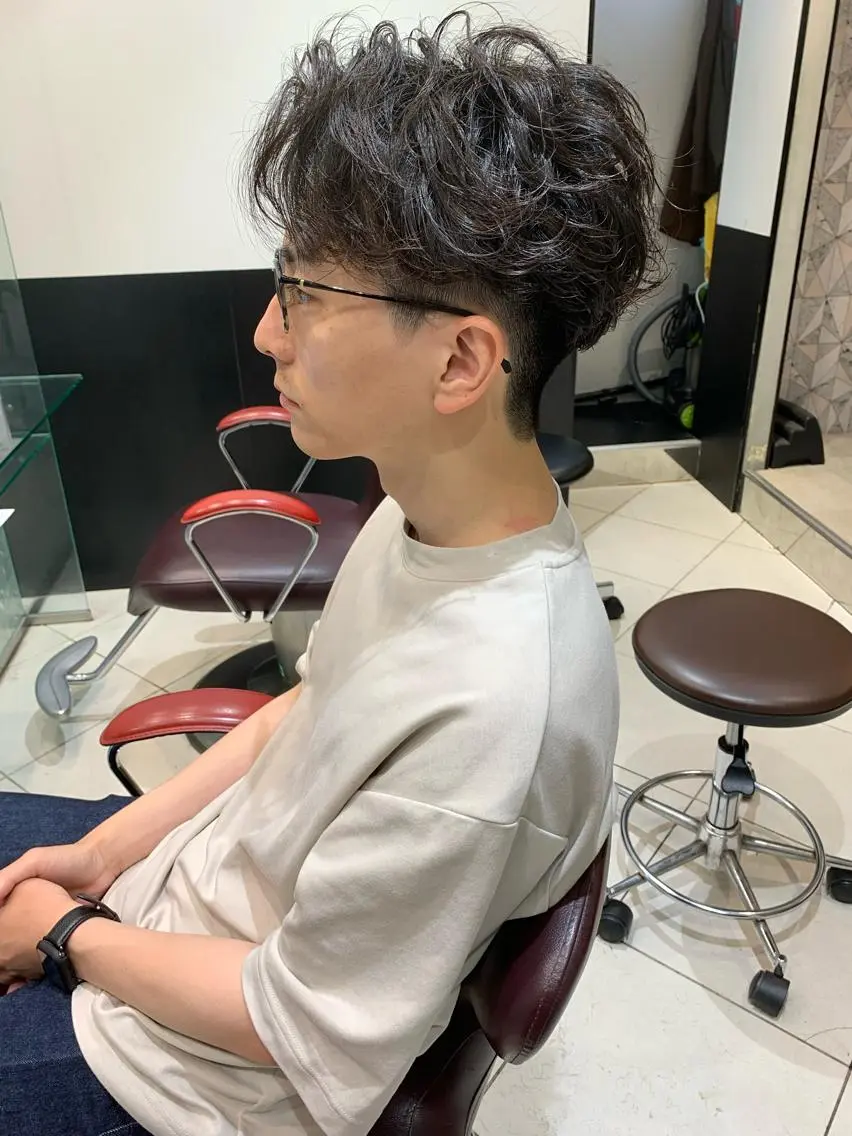 メンズ カット パーマ トリートメント ヘアセット ✨上村 潤平✨メンズヘア✨のヘアスタイル