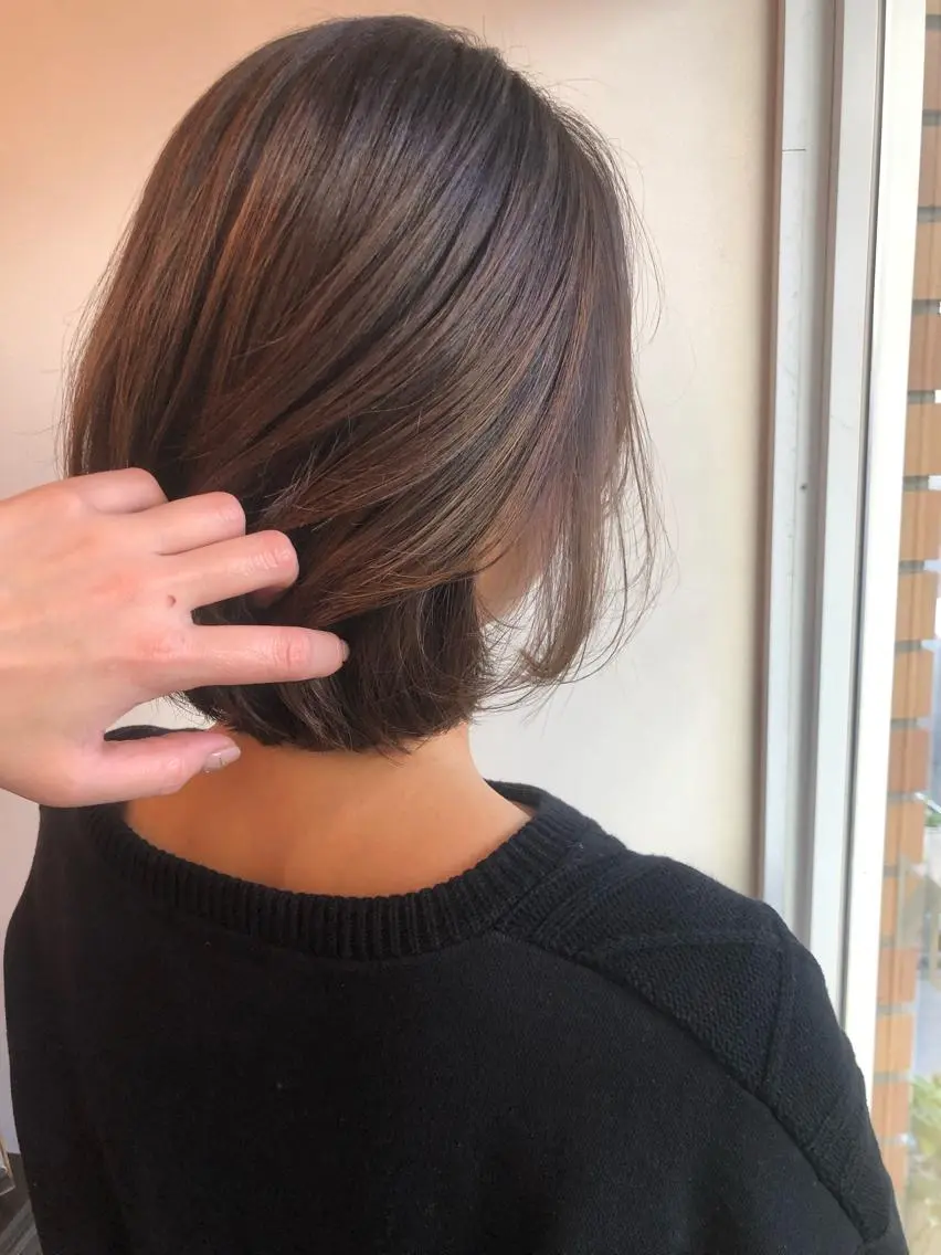 ミディアム カット トリートメント ＨＩ ROのヘアスタイル