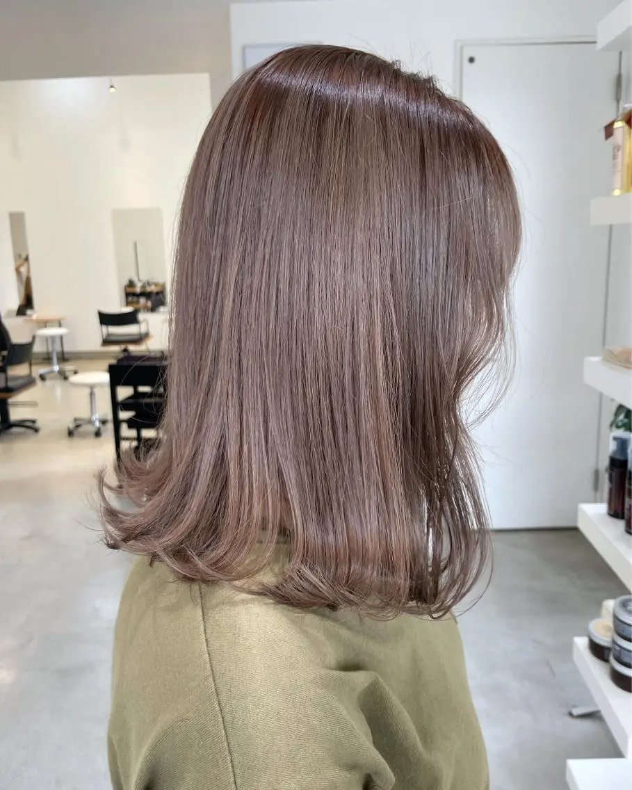 ミディアム カラー mir MIYUのヘアスタイル