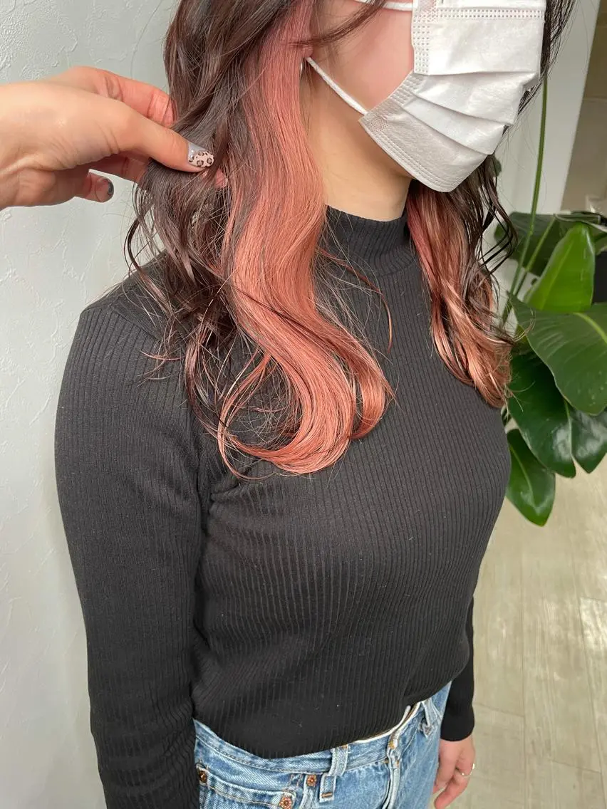 ロング カラー インナーカラー ピンクカラー 🫧富田 苑実🫧のヘアスタイル