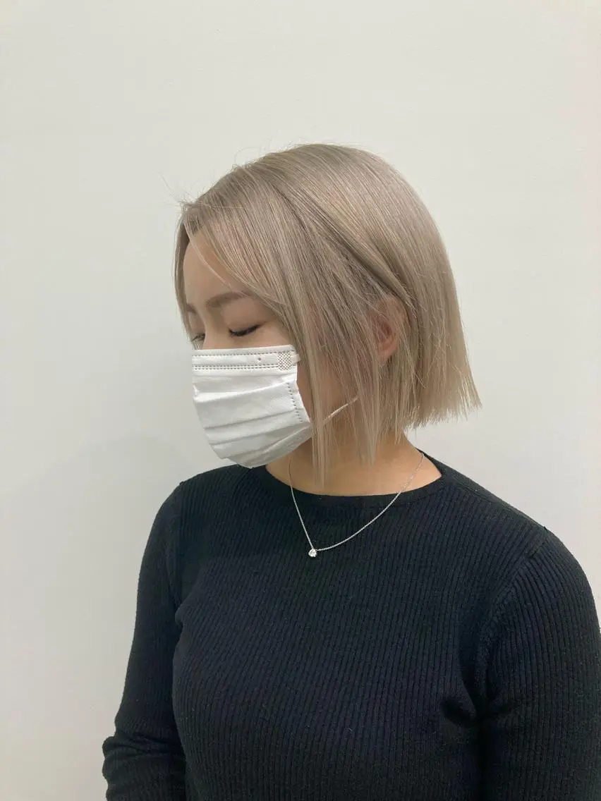 ショート カラー JUURI- Shionのヘアスタイル