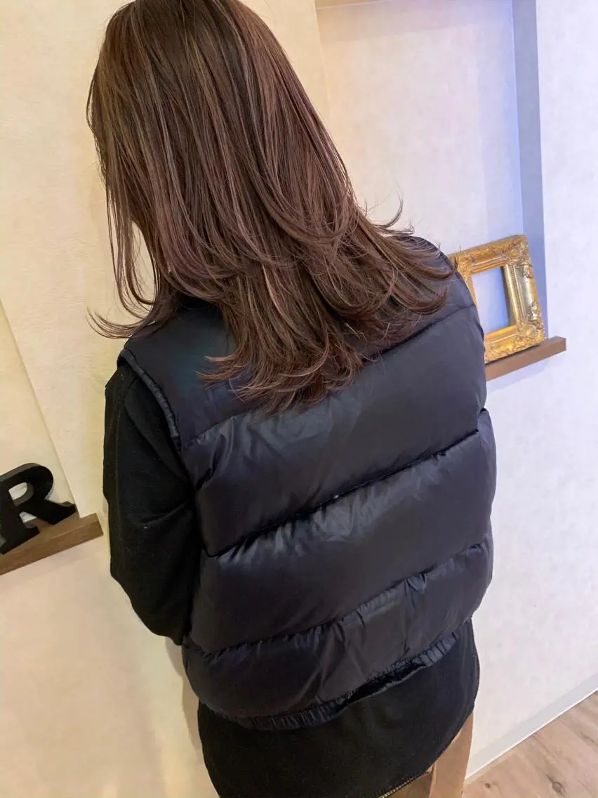 ロング Lit.豊橋 夏目のヘアスタイル