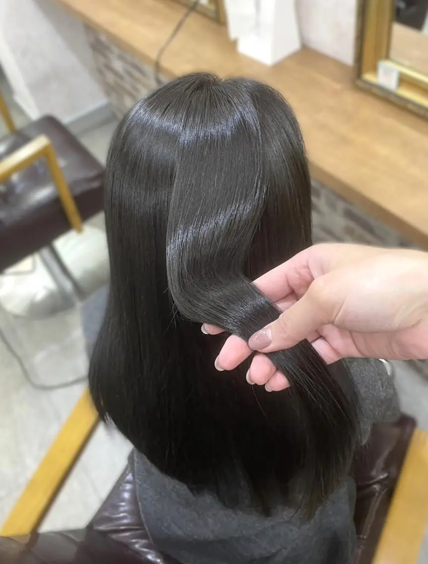 ロング カラー カット ヘアカラー トリートメント 透明感カラー/艶髪/ ハイトーン/栄/谷崎のヘアスタイル