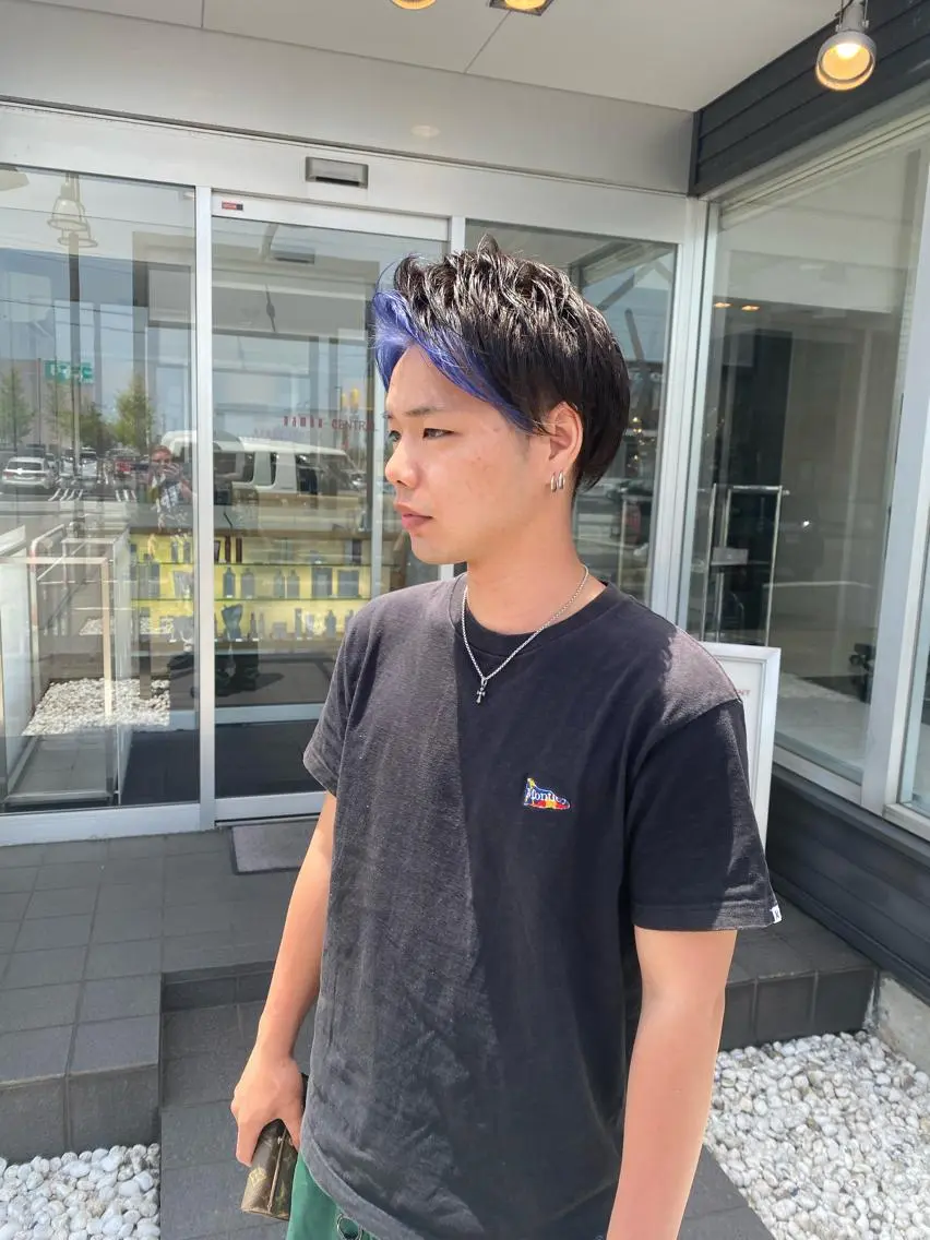 ショート カラー デザインカラー 多河 遥のヘアスタイル