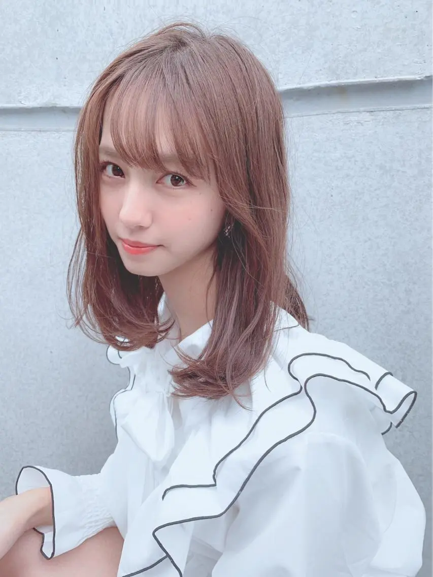 セミロング カラー パーマ ヘアアレンジ 【公式】amble luxe池袋東口🩷のヘアスタイル