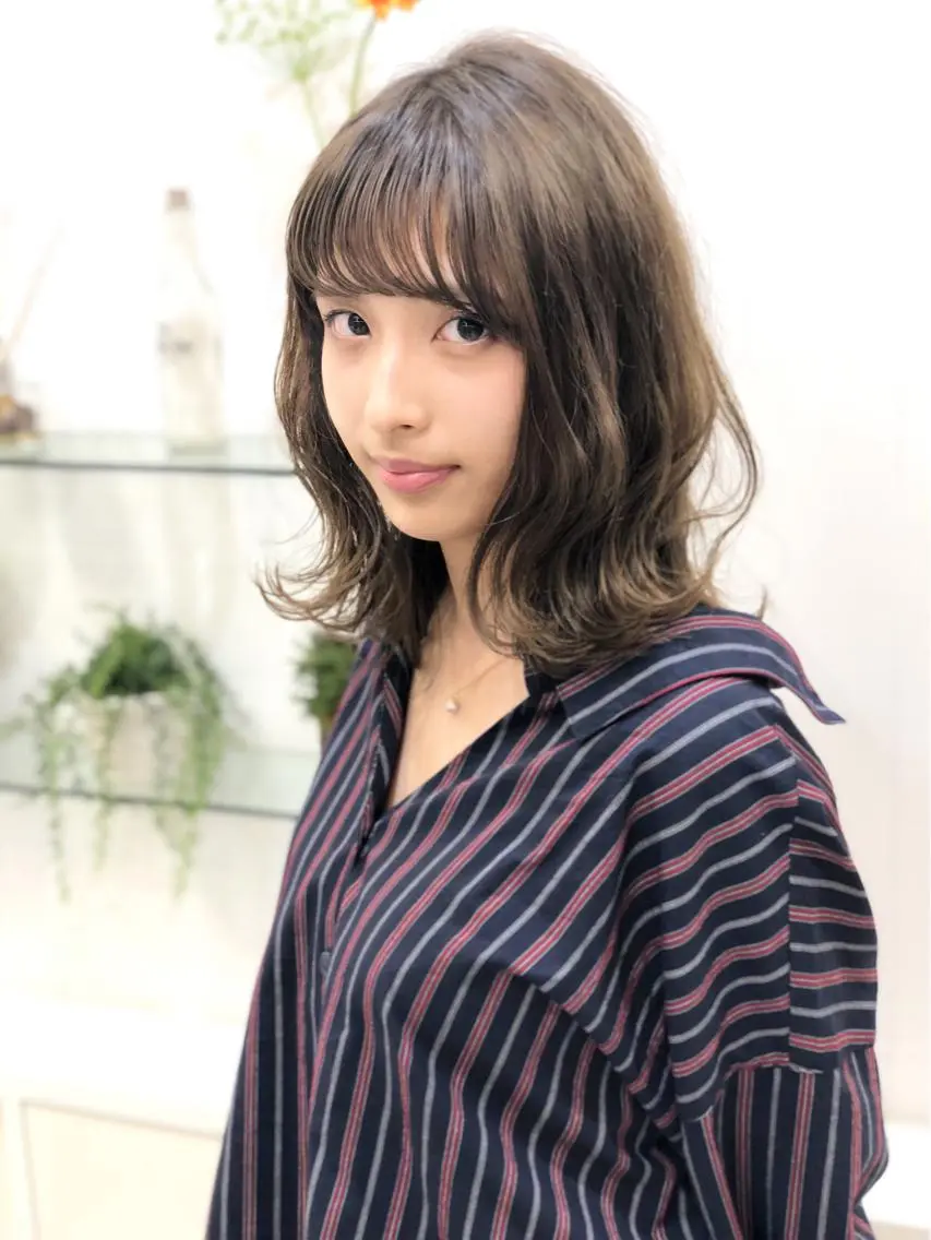 ミディアム カラー アッシュ 小顔カット ディレクター ノナカのヘアスタイル
