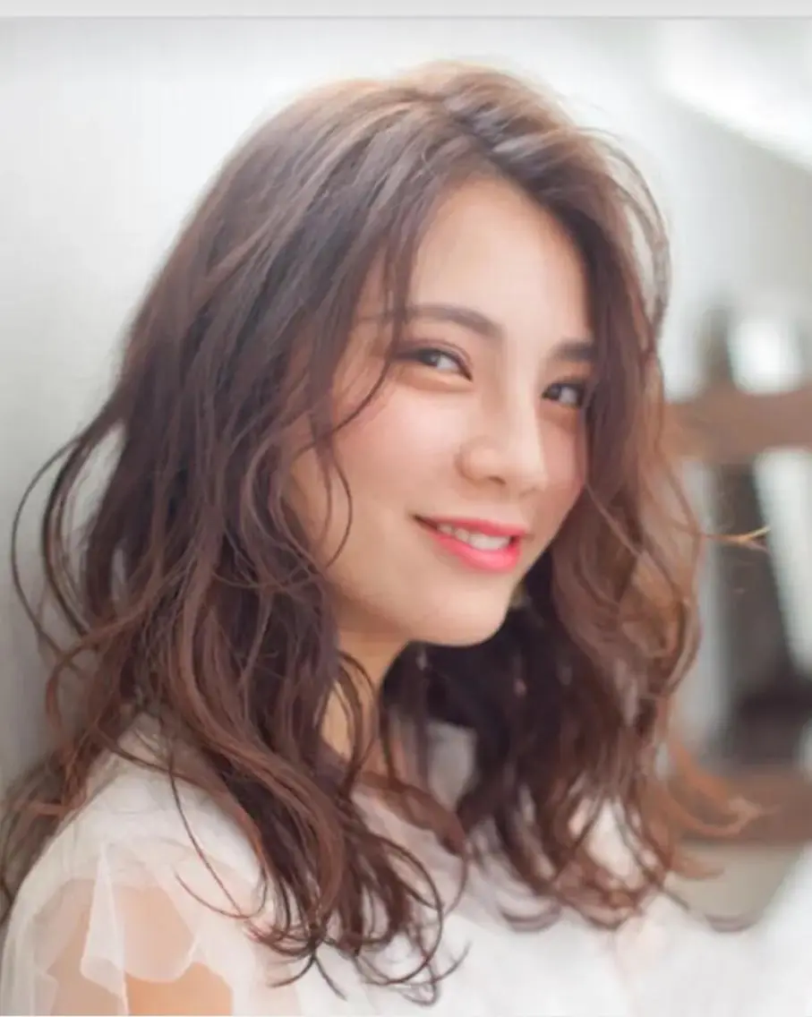 セミロング カラー パーマ ディレクター Masakiのヘアスタイル