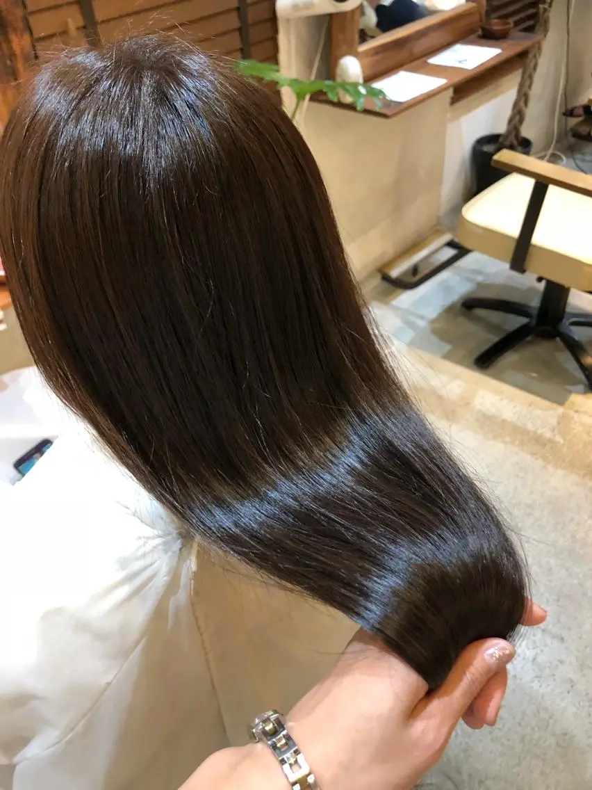 kana .オリーブ /ナチュラルヘアのヘアスタイル
