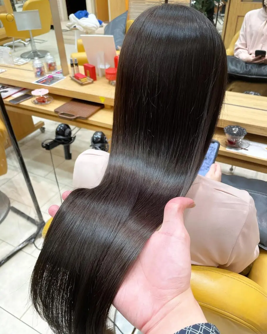 ロング アッシュ 髪質改善 トリートメント ♦️モテ髪創作者 SUGA♦️のヘアスタイル