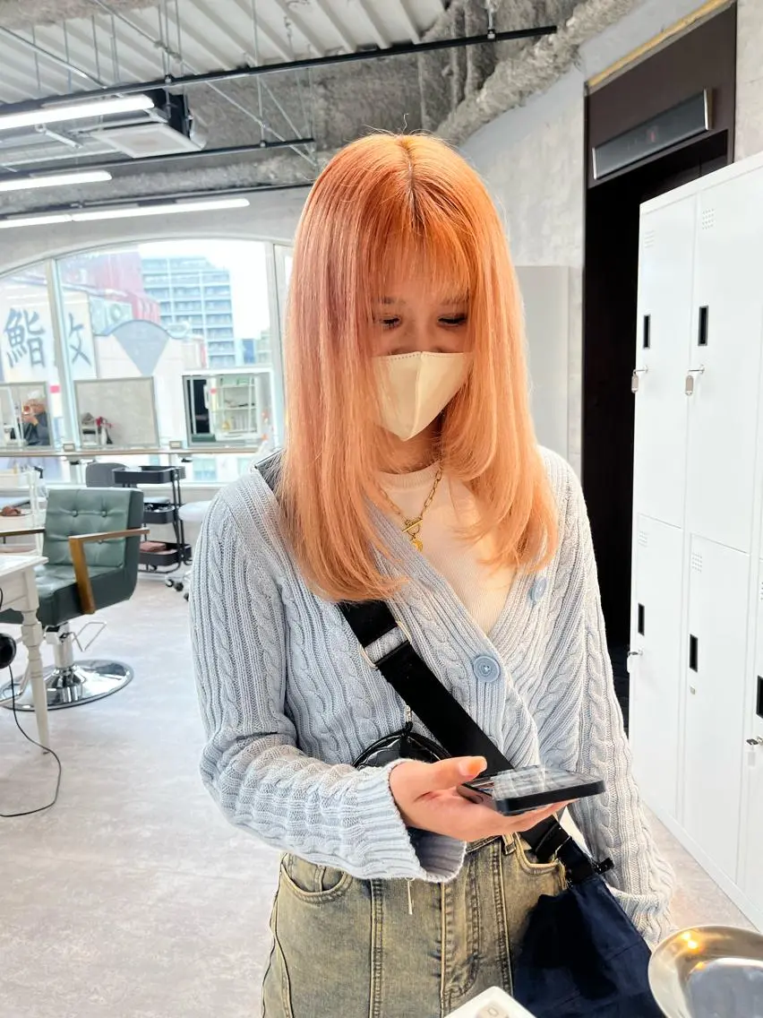 ロング カラー ハイトーン/レイヤー 💜Akaneのヘアスタイル