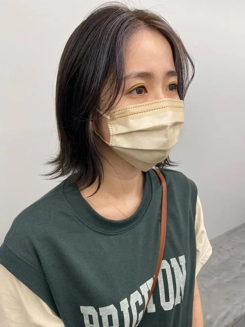 ミディアム カラー ミストバング フェイスフレーミング パープルカラー 寒河江 友花のヘアスタイル