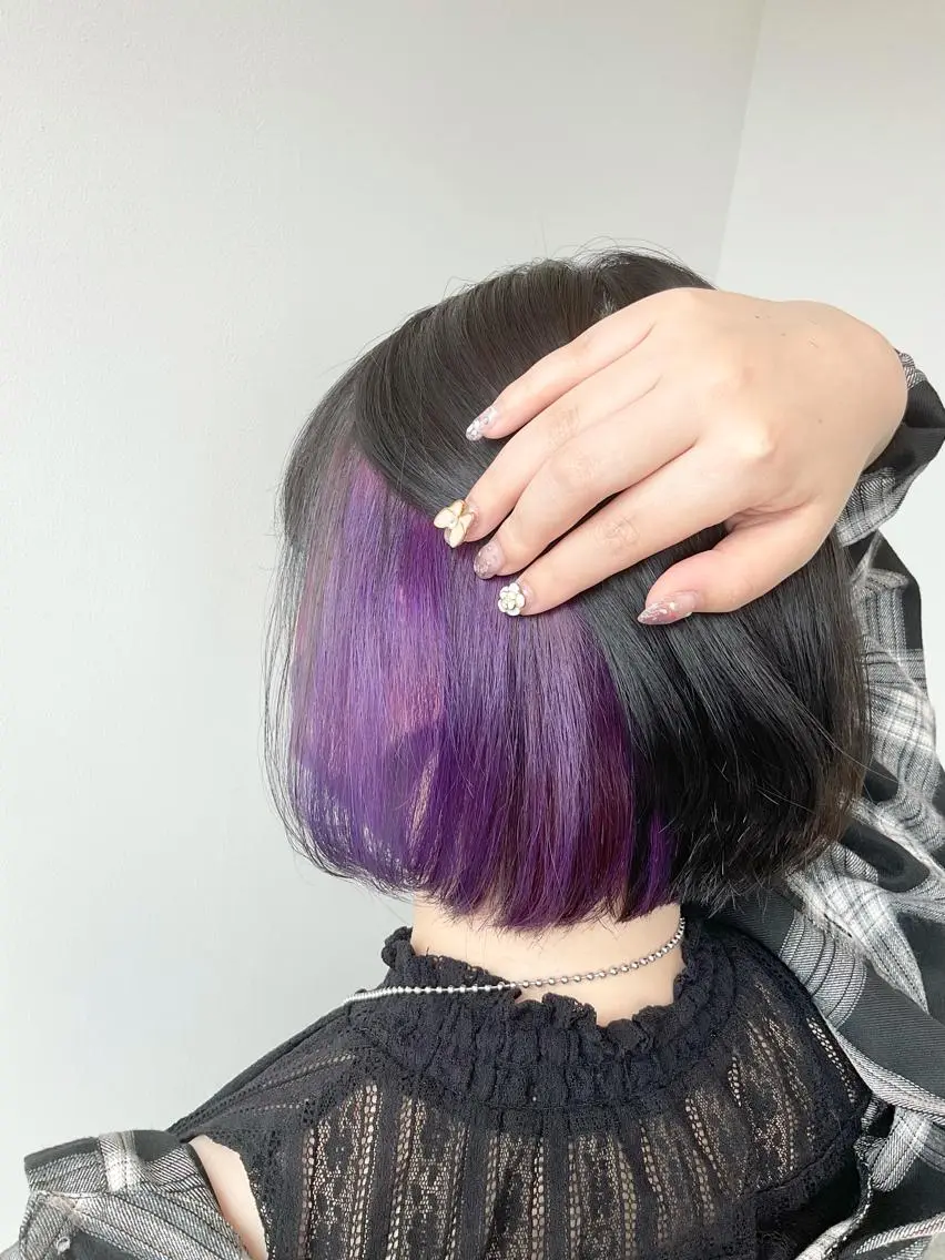 ショート カラー インナーカラー パープルカラー ヘアカラー トリートメント ヘアセット yoshi ☆のヘアスタイル