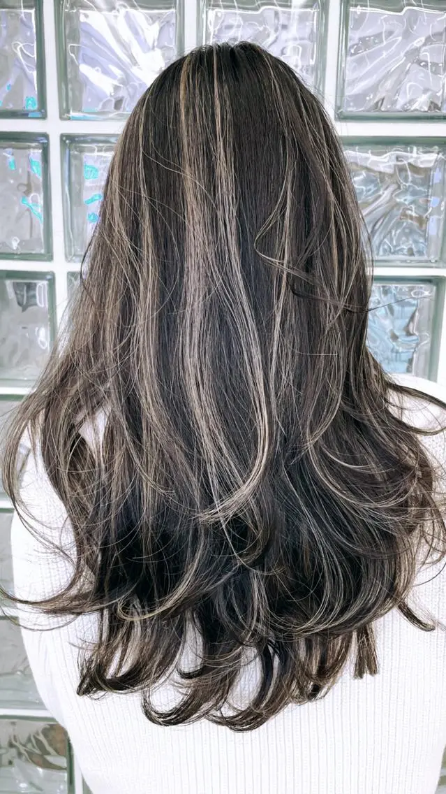 ロング カット ヘアカラー トリートメント 家田 竜のヘアスタイル