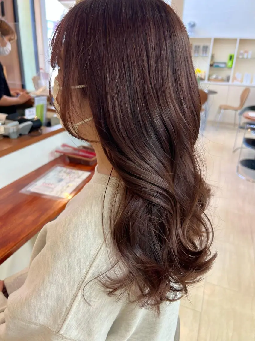 ロング カラー カット ヘアカラー トリートメント 黒崎 美乃里のヘアスタイル