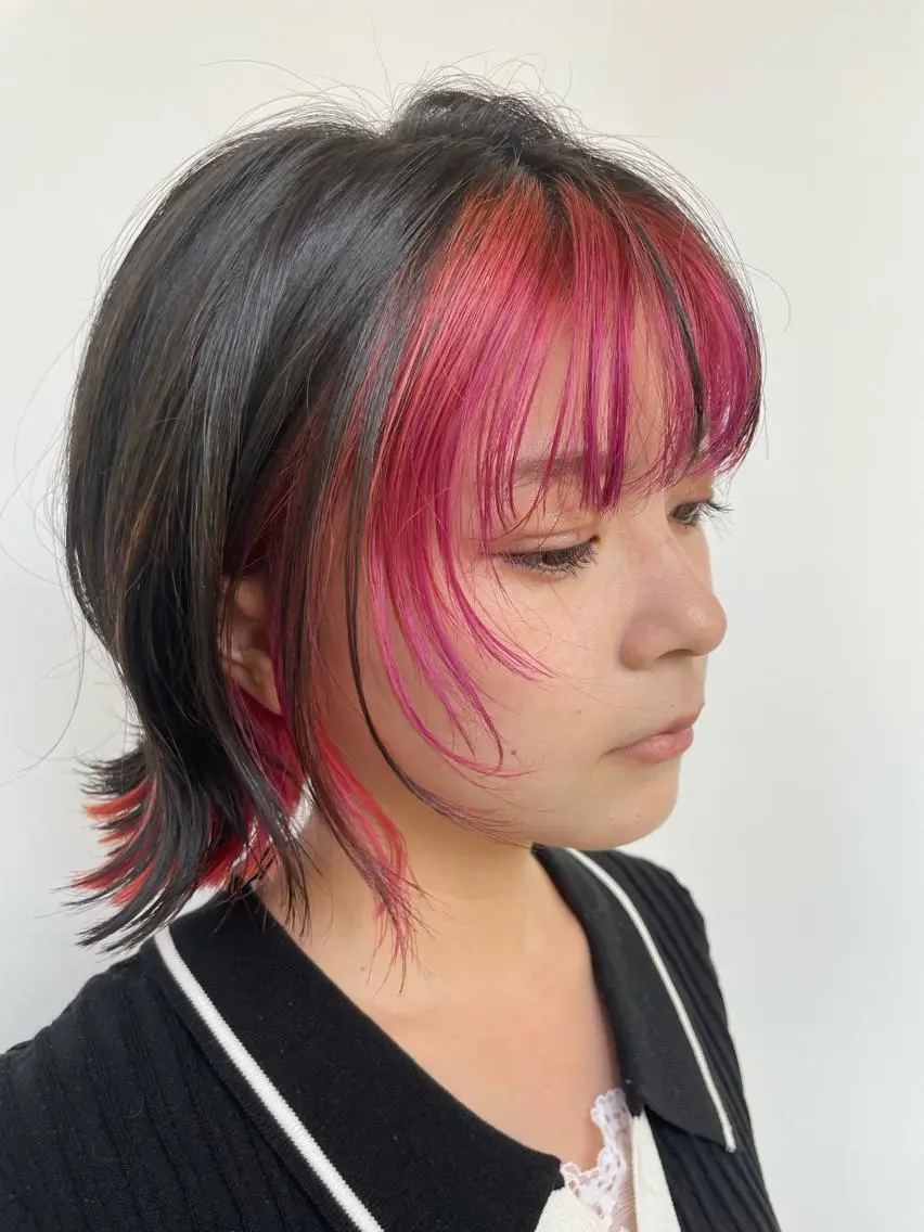 ショート カラー ミストバング フェイスフレーミング ピンクカラー 小酒井 智洋のヘアスタイル