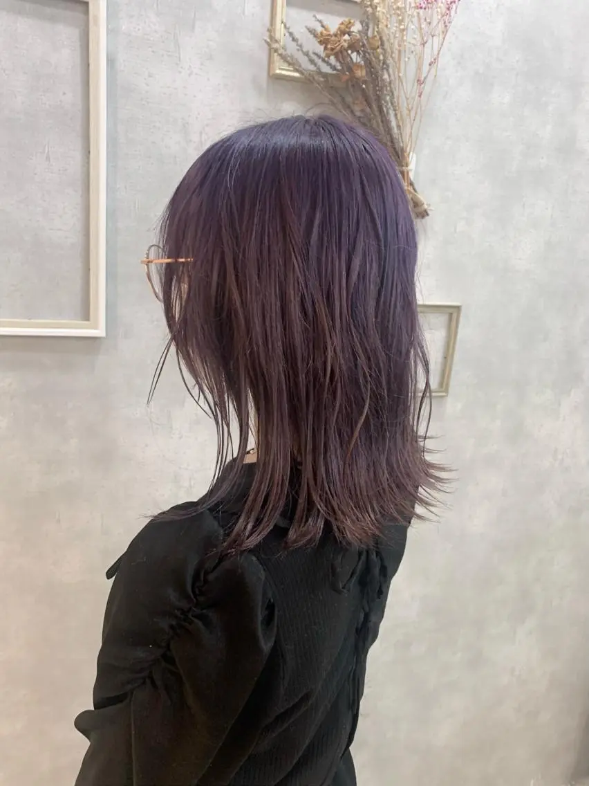 カラー ヘアアレンジ アッシュ ブリーチ ラベンダーカラー ラベンダーアッシュ ヘアカラー ROSEL末吉 海渡のヘアスタイル