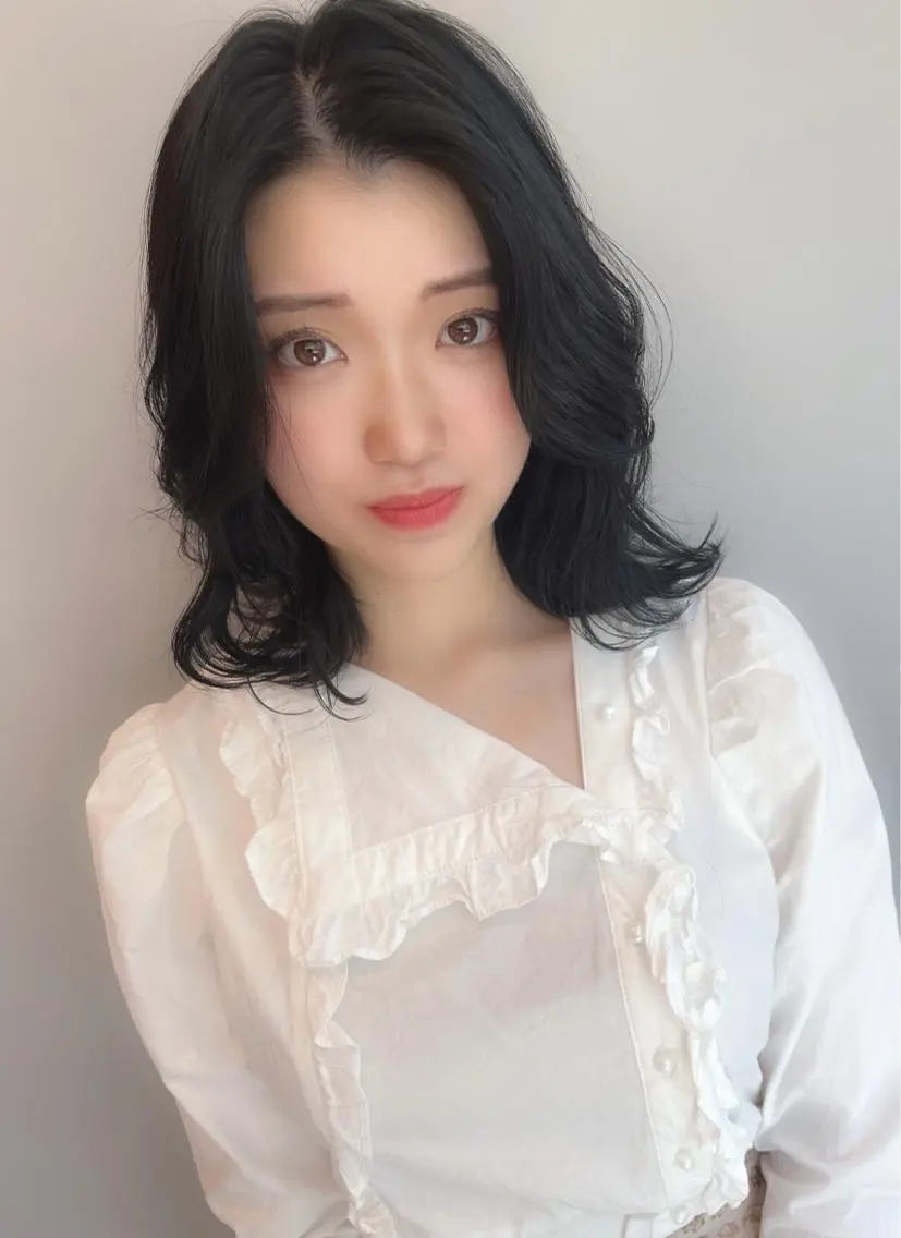 ミディアム カット ヘアカラー MIRIM栄 野田航生のヘアスタイル