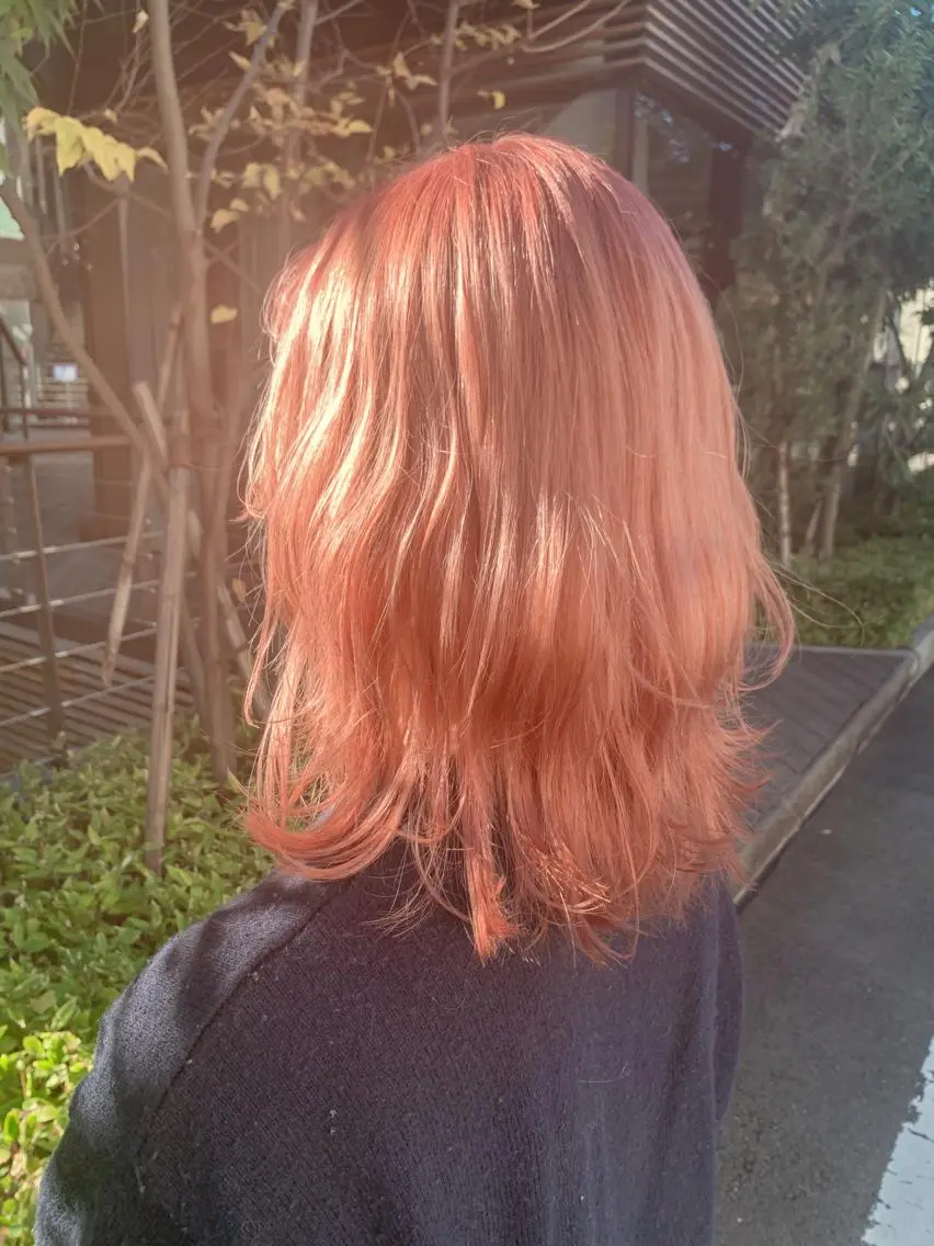 ミディアム カラー ヘアアレンジ ヘアカラー トリートメント yuka .のヘアスタイル