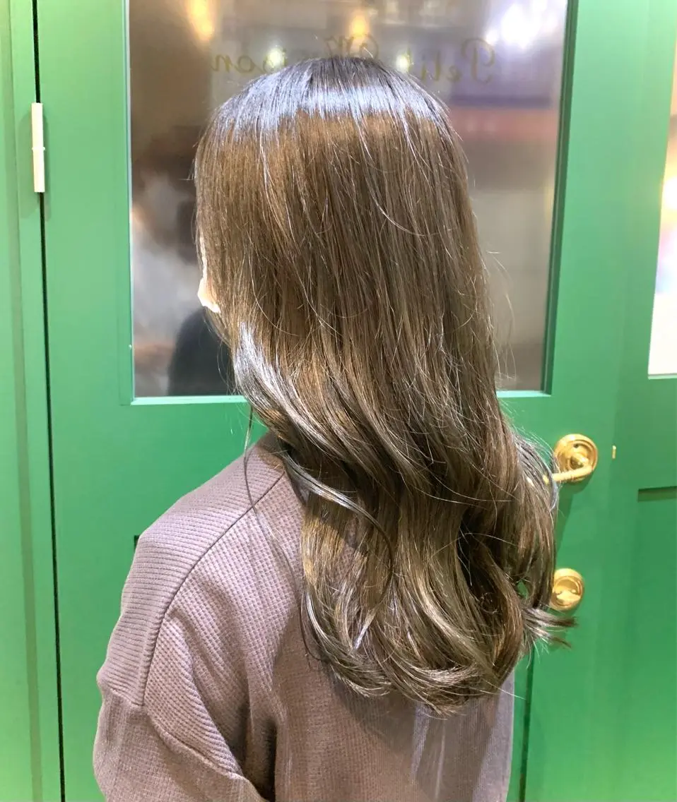 セミロング カット ヘアカラー 🦋ショートカット 🦋Yu-Kiのヘアスタイル