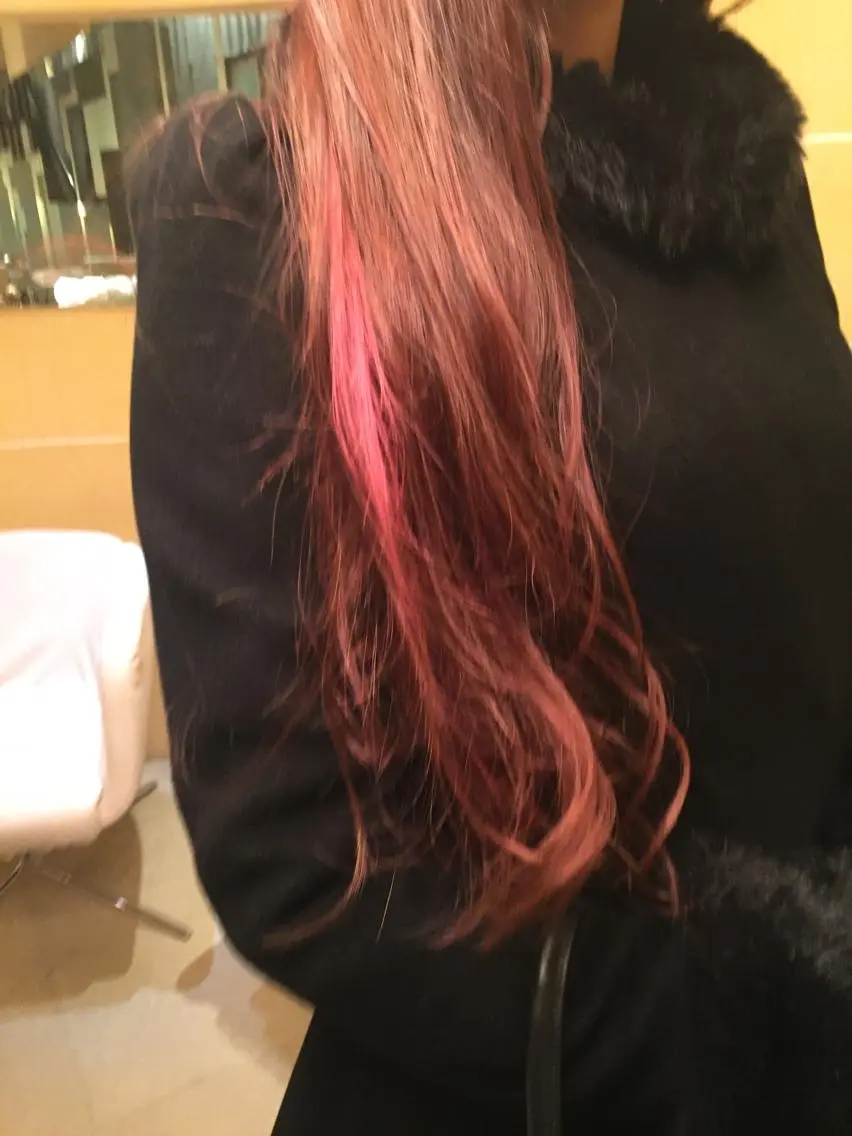 ロング 乾かすだけで艶髪酸性 ストレート髙橋悠耶のヘアスタイル