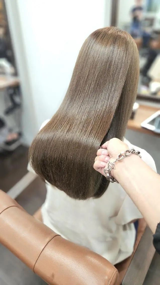 ロング 髪質改善 ロング 縮毛矯正 トリートメント 酸熱トリートメント トリートメント ヒロセ シュウジのヘアスタイル