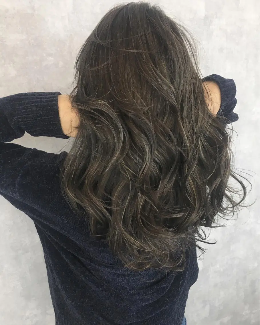 セミロング カラー ハイライトカラー ハイライト レイヤーカット BLend 渋谷のヘアスタイル
