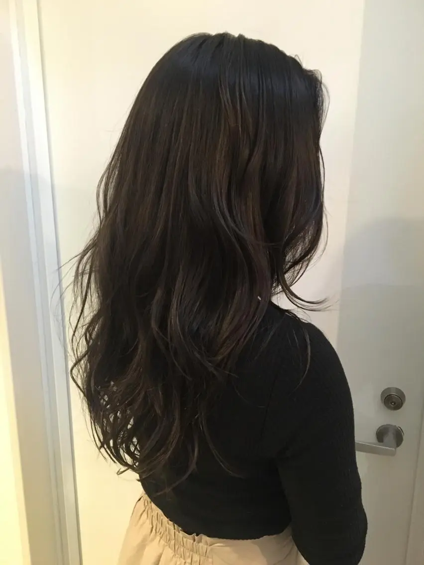 ロング カラー ハイライトカラー ハイライト 半個室女性salon 🩰Natsumiのヘアスタイル