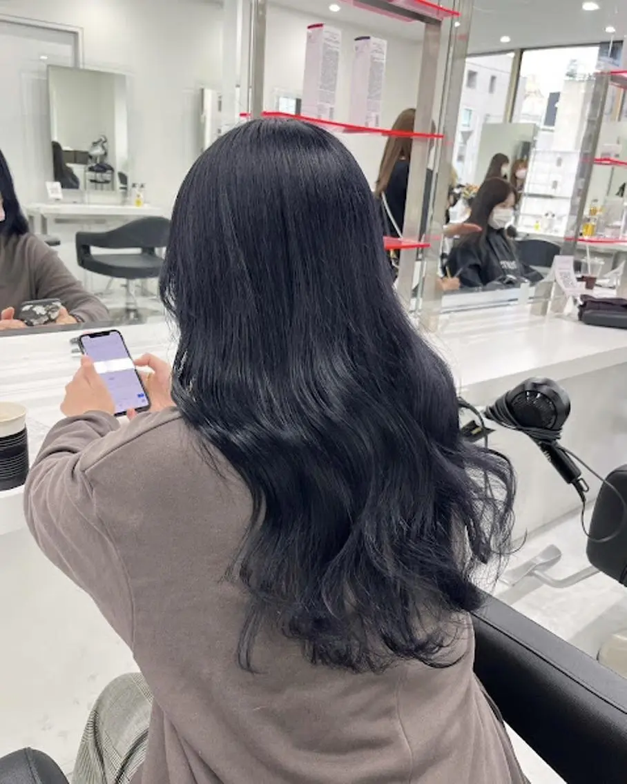 カラー 🪞THEATER 表参道店🩰のヘアスタイル