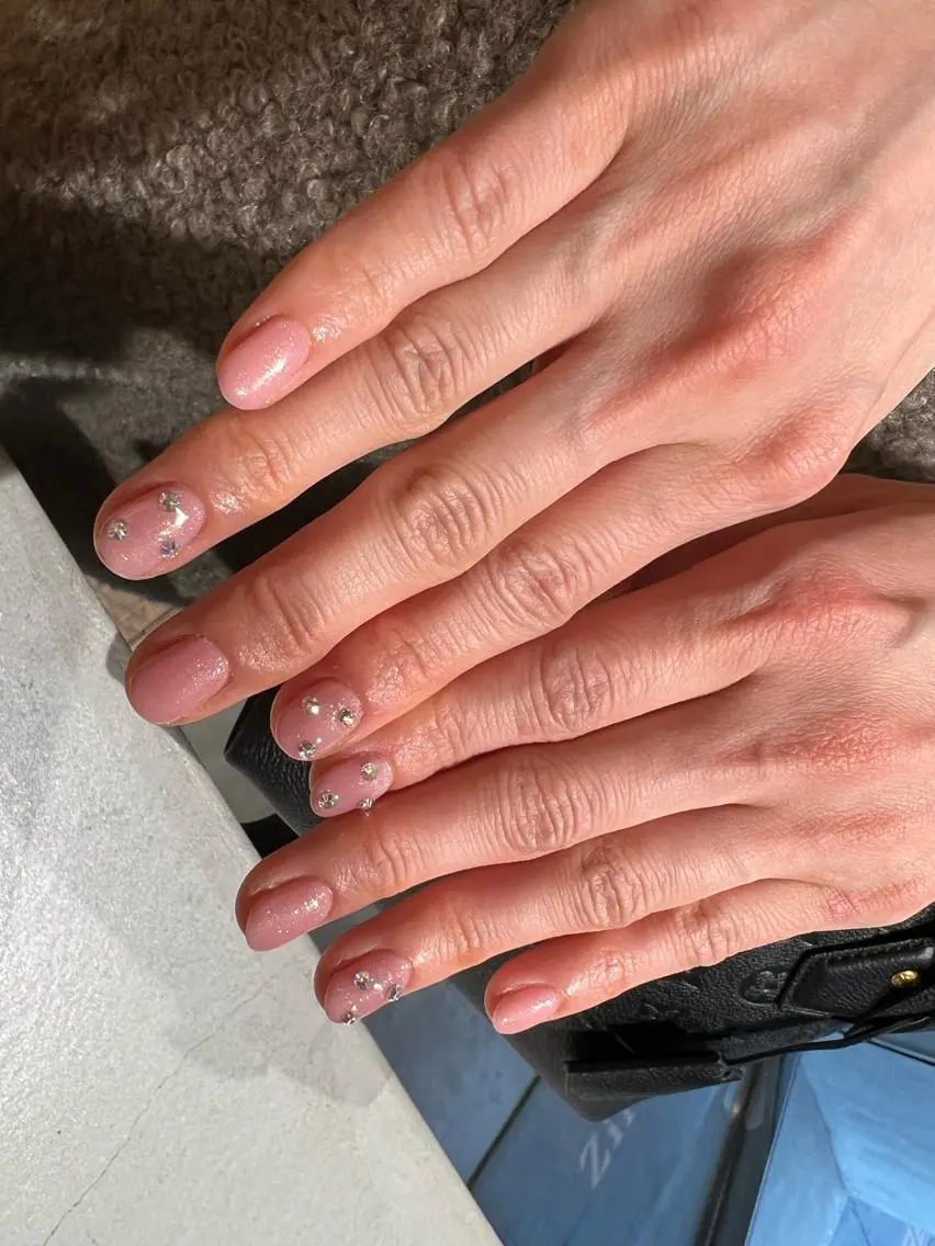 ネイル ハンドネイル zir  nail 🕊️💗RIOのネイルデザイン