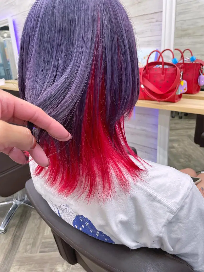 カラー インナーカラー レッドカラー 北沢 隆のヘアスタイル
