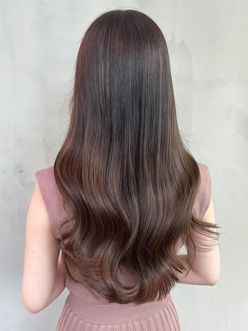 ロング カラー ベージュカラー カット ヘアカラー トリートメント ITbyALBUM 松戸のヘアスタイル