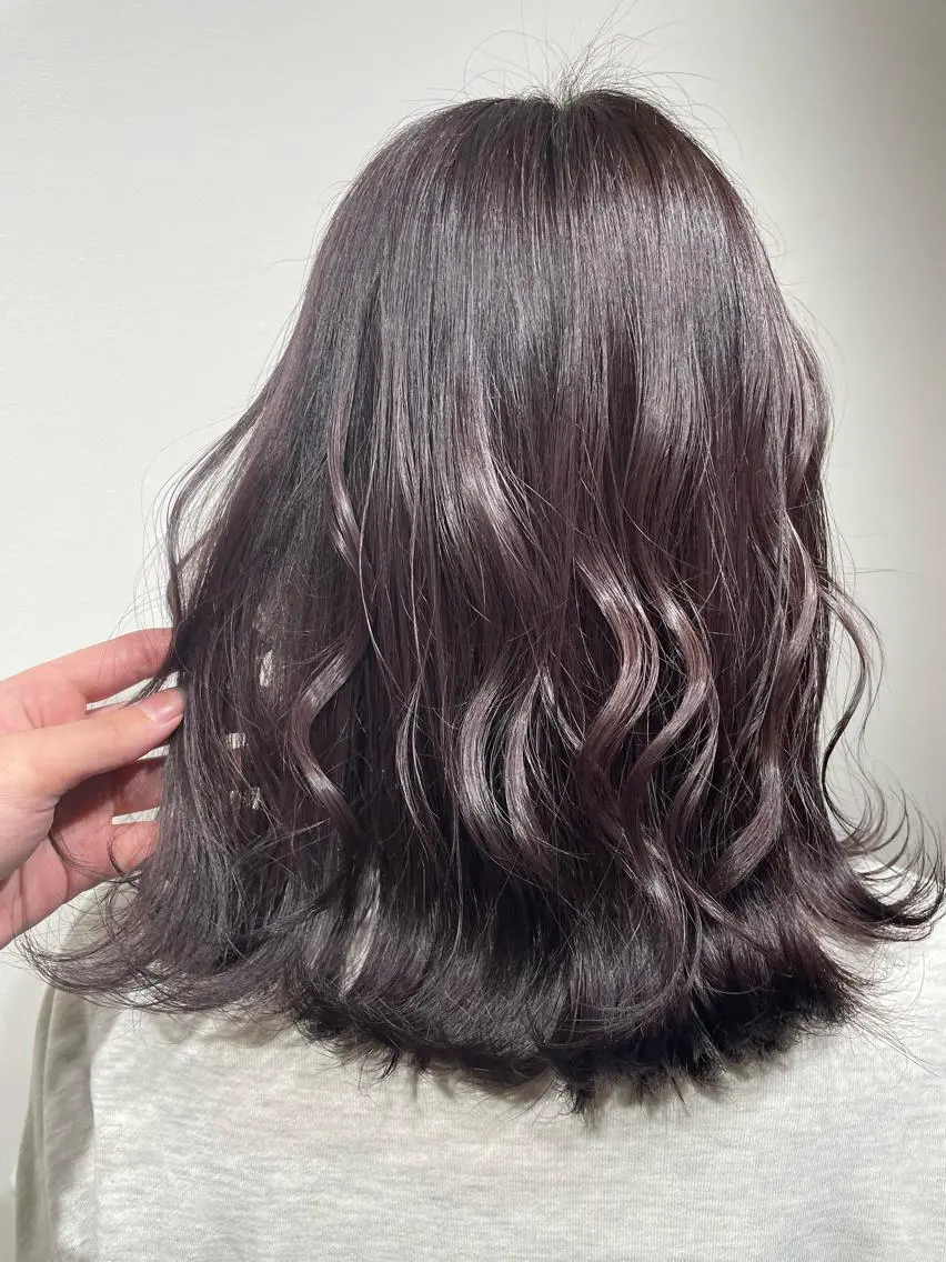セミロング パープルカラー トリートメント 大山 まどかのヘアスタイル