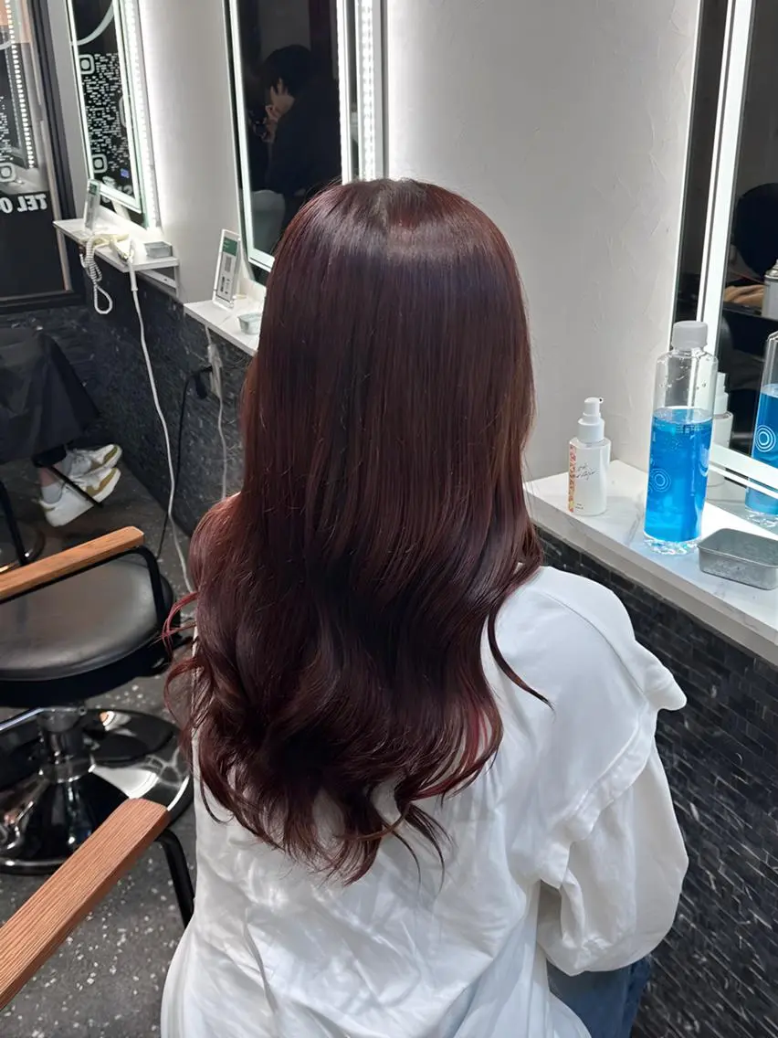 カラー ロング 透明感カラー 韓国風ヘア レイヤーカット ロング トリートメント カット ヘアカラー トリートメント 要プライベートサロン vert🌿マルイ裏のヘアスタイル