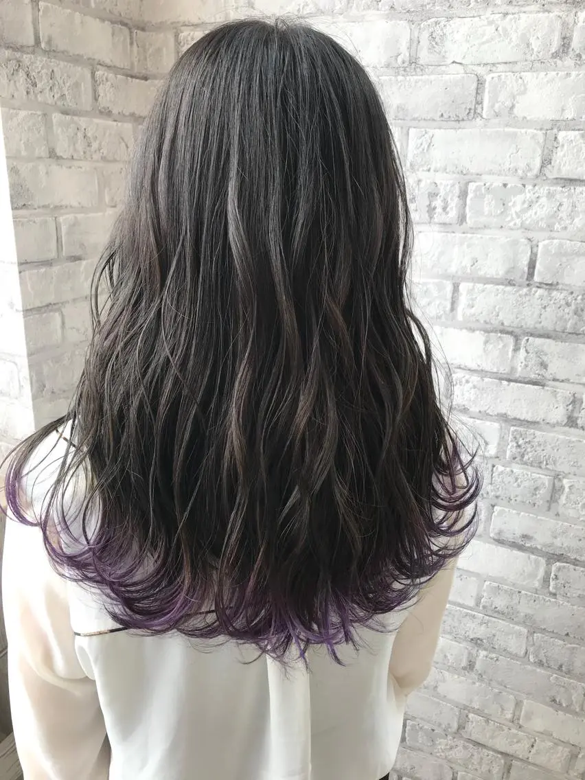 ロング カラー パープルカラー カット ヘアカラー Oopsレイヤー 加藤澄都のヘアスタイル