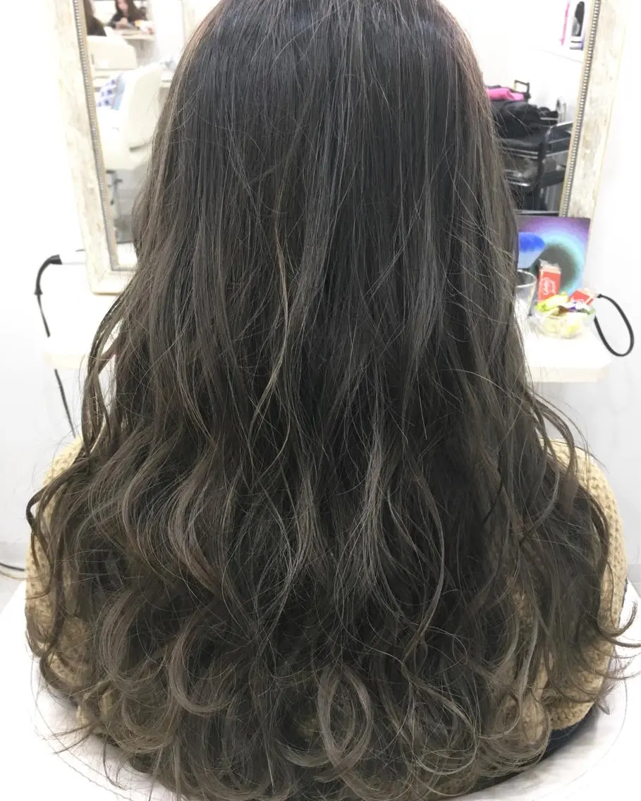 ミディアム カラー 髪質改善 中川 翔のヘアスタイル