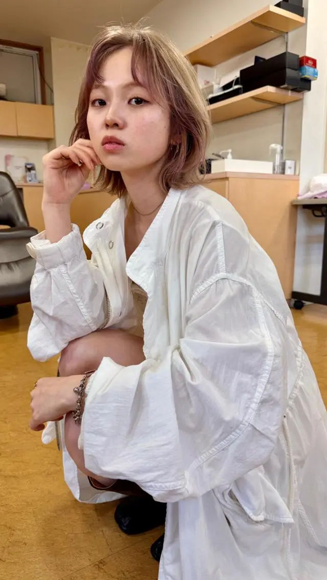 ショート カラー ケアブリーチ特化 VARDY表参道のヘアスタイル