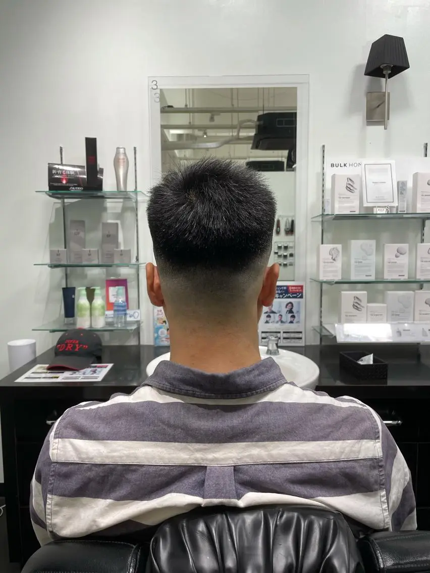メンズ フェードカット パーマ特化 三浦楓雅のヘアスタイル
