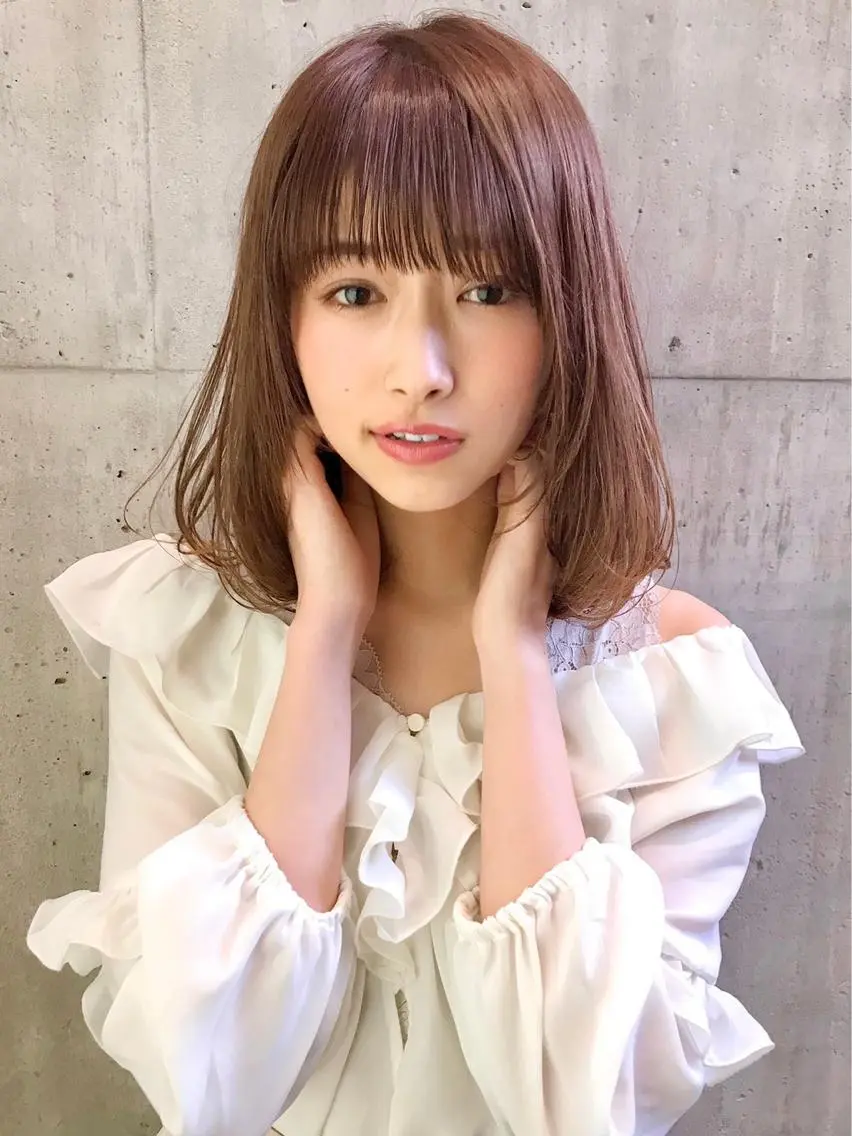 ミディアム カラー 代表✩.*˚白井 美香のヘアスタイル