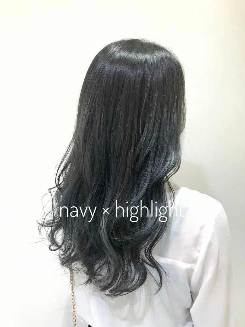 ロング カラー ハイライトカラー ネイビーカラー ハイライト 大平 美沙のヘアスタイル