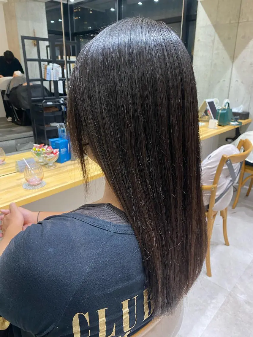 ロング カット 縮毛矯正 トリートメント 似合う髪型見つけます AYAKAのヘアスタイル