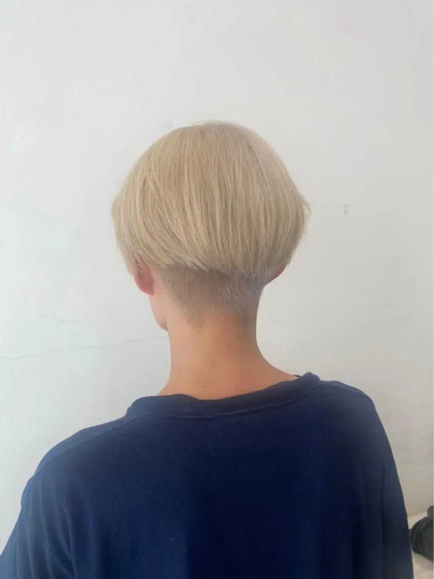 ショート カラー メンズ ブリーチ ハイトーン 特化🌈フジタハルキのヘアスタイル