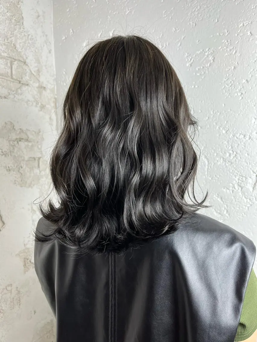 ミディアム カラー ヘアアレンジ 🪽髪質改善縮毛矯正 🤍MIU🤍のヘアスタイル