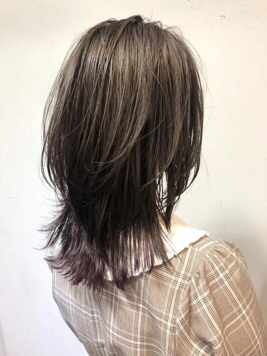 ミディアム カラー ミディアムレイヤー グレージュ レイヤーカット カット ヘアカラー 千葉 郁也のヘアスタイル