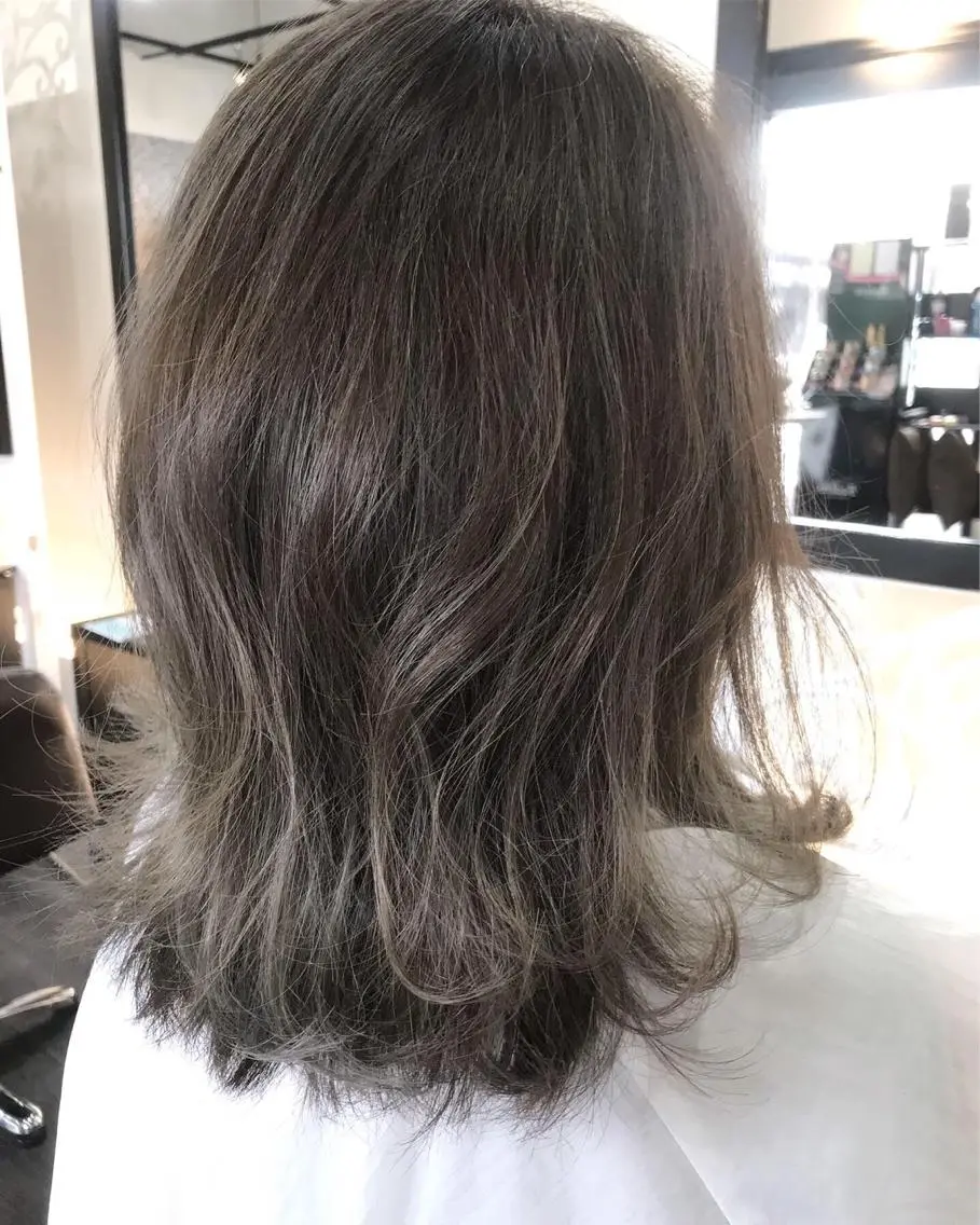 ミディアム カラー 天王寺区🌟大好評バ ッサリ◎美髪改善矯正のヘアスタイル