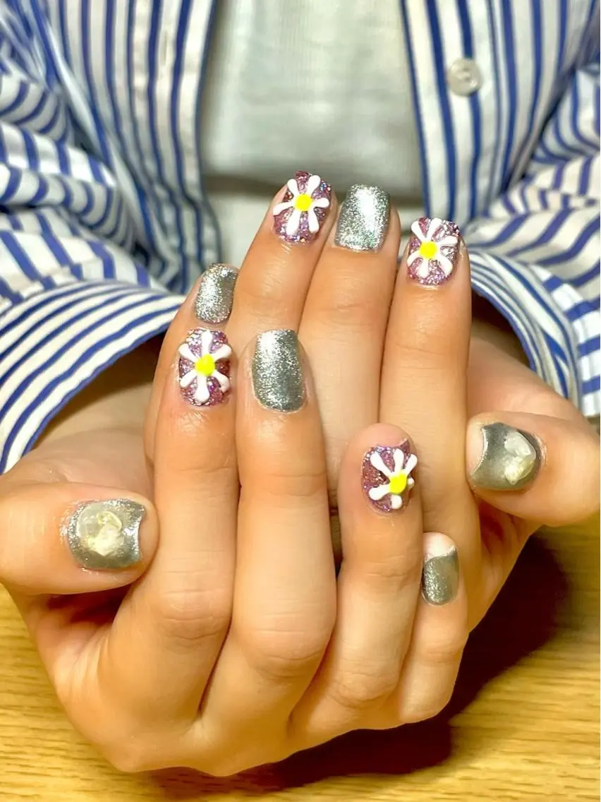 ショート ハンドネイル GGhouse narumiのネイルデザイン