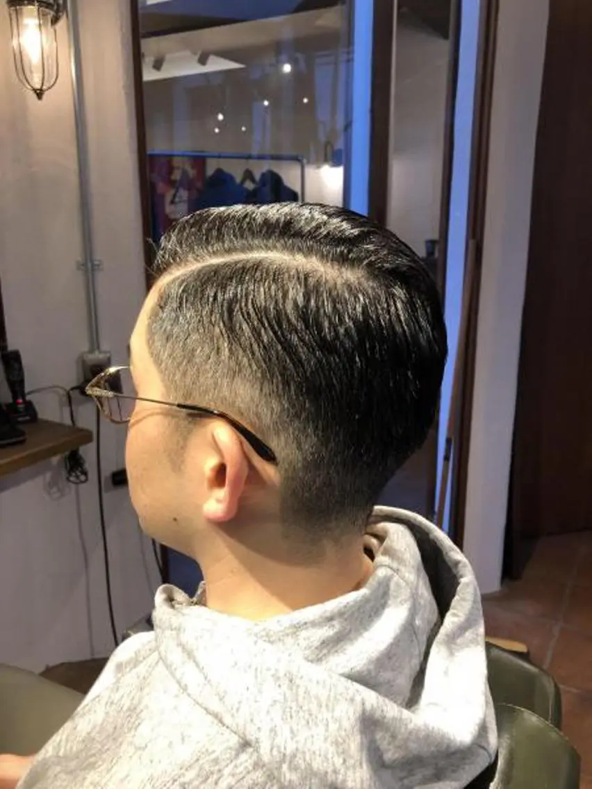 ショート メンズ カット 冨士川 英樹のヘアスタイル