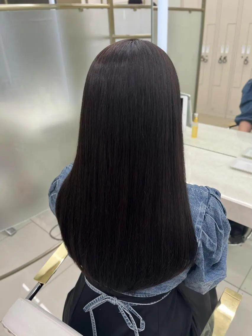 カラー Celan あやかのヘアスタイル