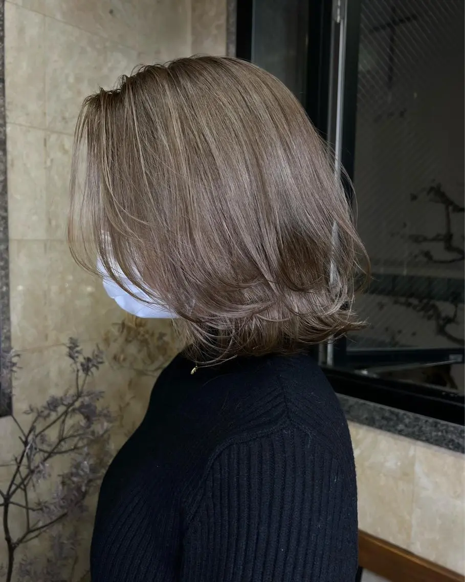 ショート カラー ベージュカラー 黒髪 ブリーチ ブルーカラー ブルーブラック 🇺🇸海外レイヤー /カラーGOのヘアスタイル