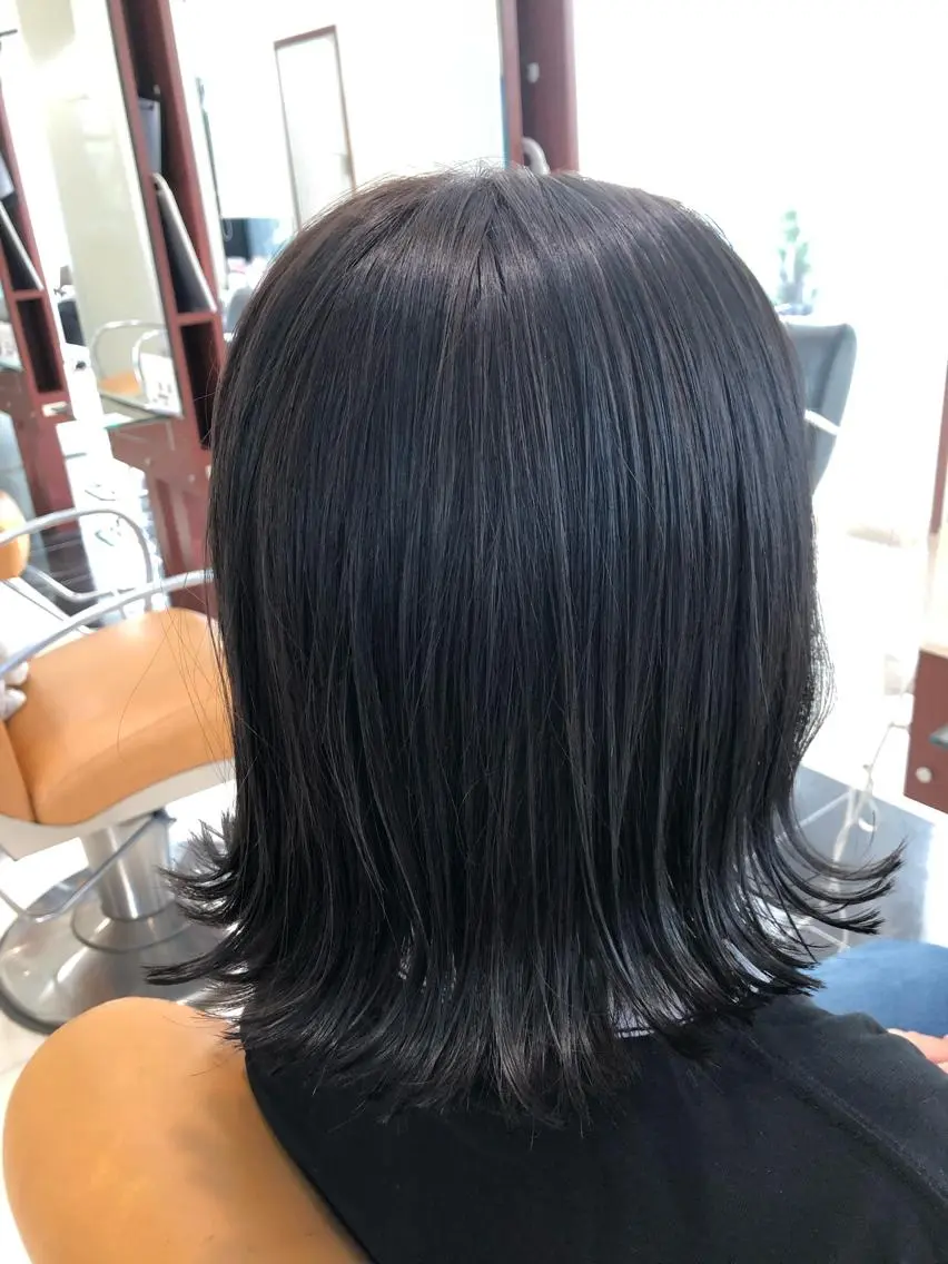 ミディアム カラー 赤間 飛鳥のヘアスタイル