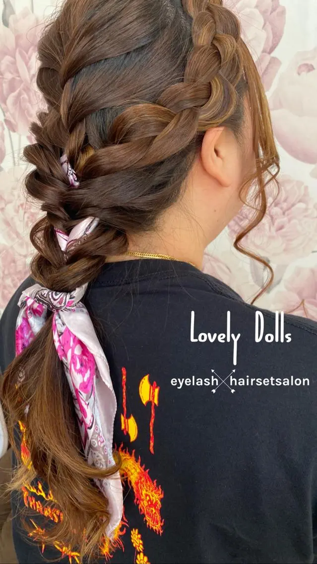 ヘアアレンジ ヘアセット Lovely Dollsの眉毛・アイブロウイメージ